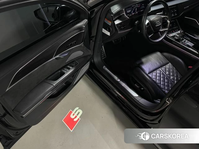 Audi S8 (D5) 2020 Черный из Кореи, фото 3