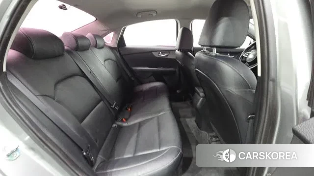 Kia Come New K3 2019 Серебристо-серый из Кореи, фото 3