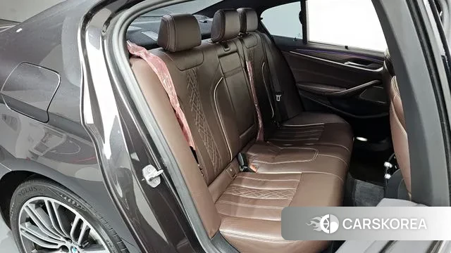 BMW 5 Series (G30) 2020 Серый из Кореи, фото 3