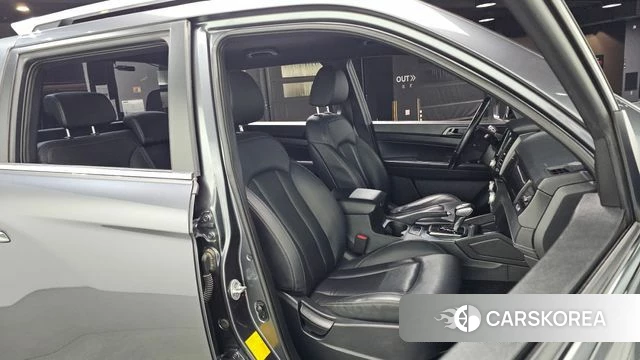 Ssangyong Rexton Sports 2021 Серебристо-серый из Кореи, фото 3