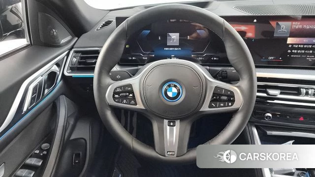 BMW i4 2022 Черный из Кореи, фото 3