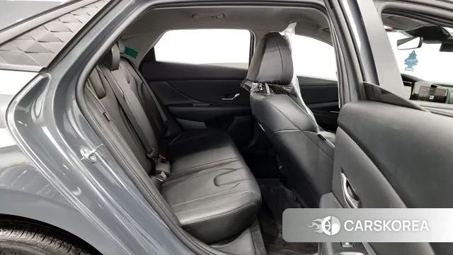 Hyundai The New Avante (CN7) 2024 Серый из Кореи, фото 3