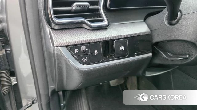 Kia Sportage 5th Generation 2022 Серебряный из Кореи, фото 3