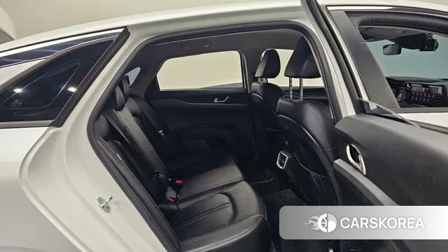 Kia K5 3rd generation 2022 Белый из Кореи, фото 3