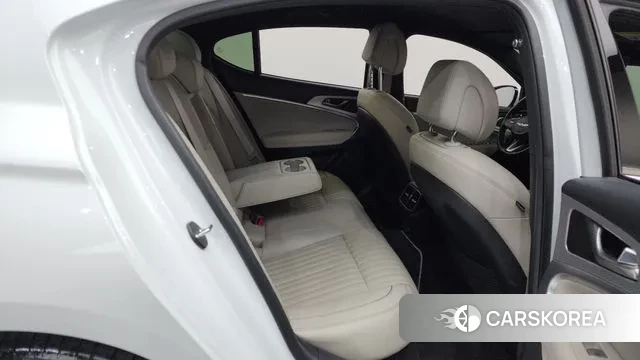 Genesis The New G70 2021 Белый из Кореи, фото 3