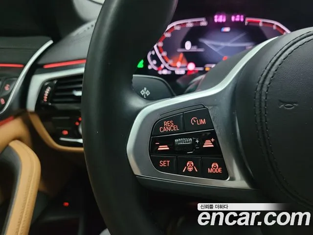 BMW 5 Series (G30) 2023 Белый из Кореи, фото 3