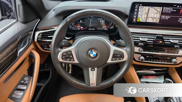 BMW 5 Series (G30) 2021 Черный из Кореи, фото 3