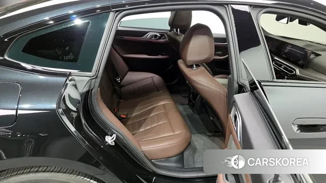 BMW i4 2024 Черный из Кореи, фото 3