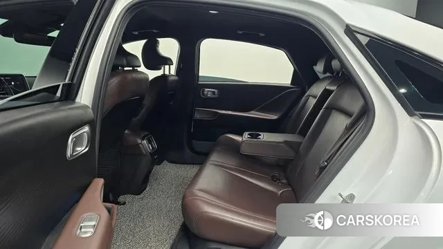 Hyundai Ionic 6 2023 Белый из Кореи, фото 3