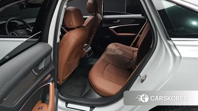 Audi A6 (C8) 2025 Белый из Кореи, фото 3