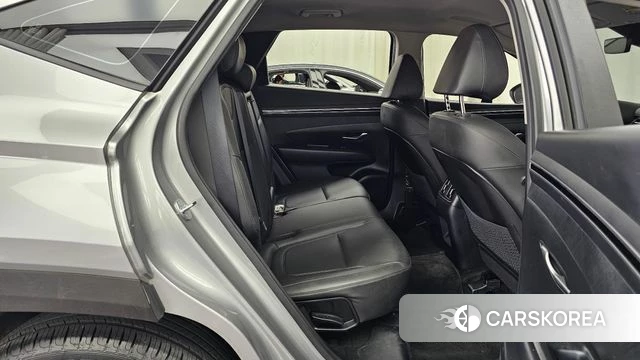 Hyundai Tucson (NX4) 2023 Серебряный из Кореи, фото 3