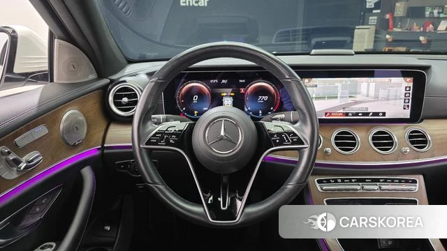 Mercedes-Benz E-Class W213 2021 Белый из Кореи, фото 3