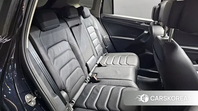 Volkswagen Tiguan second Generation 2023 Черный из Кореи, фото 3