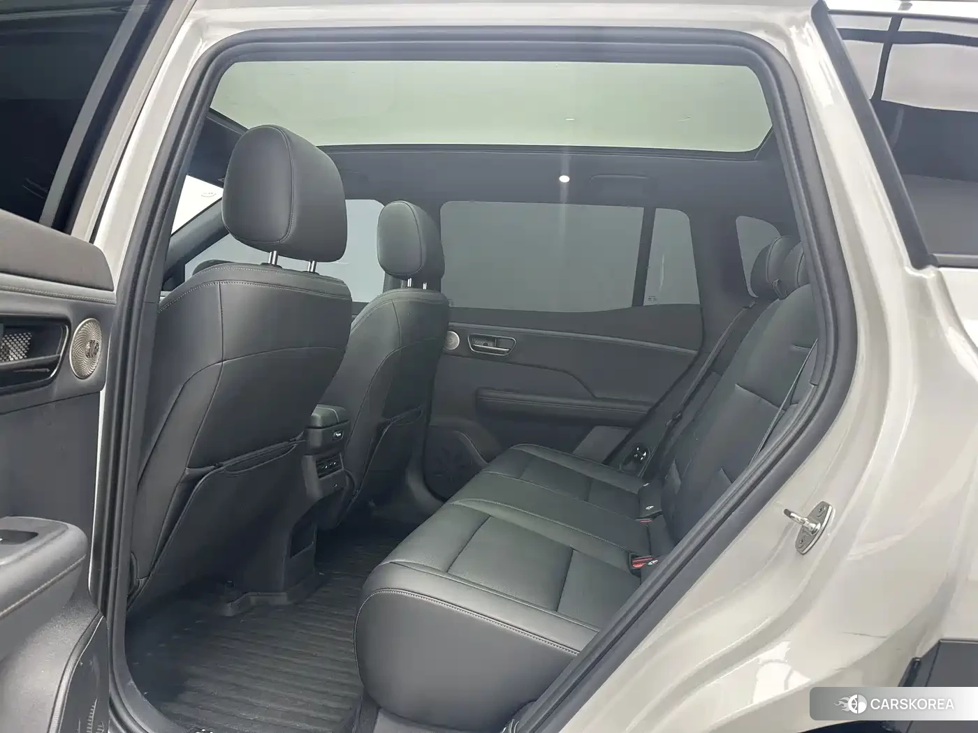 Toyota Platinum Wisdom 3X 2025 Белый из Китая, фото 3