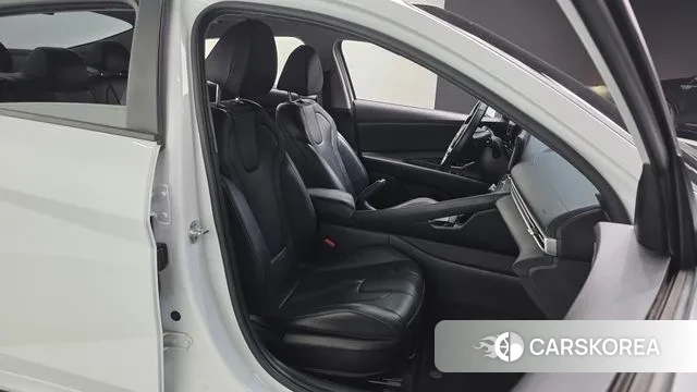 Hyundai Avante (CN7) 2021 Белый из Кореи, фото 3