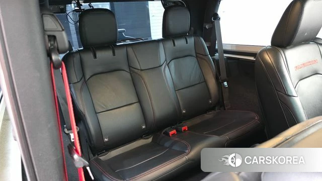 Jeep Wrangler (JL) 2023 Серый из Кореи, фото 3