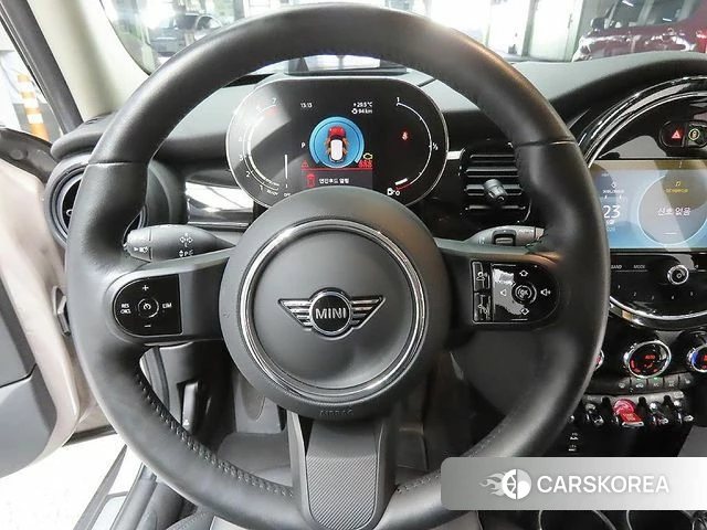 Mini Cooper 2024 Жемчужный двухцветный из Кореи, фото 3