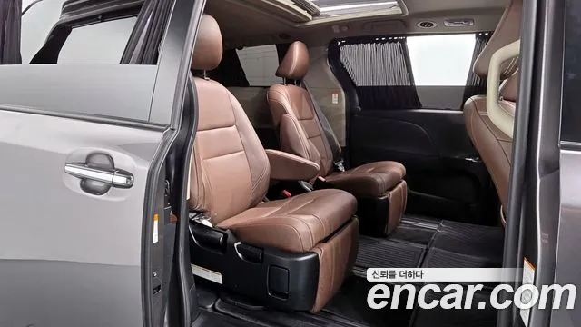 Toyota Sienna id 2818921 из Кореи 3