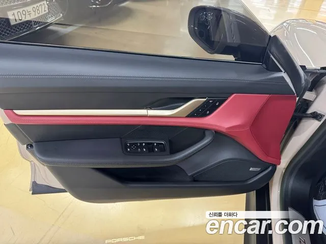 Porsche Taycan id 2702320 из Кореи 3