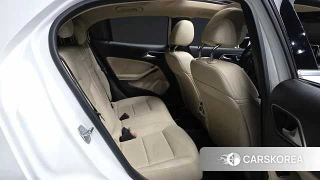 Mercedes-Benz GLA-Class X156 2019 Белый из Кореи, фото 3