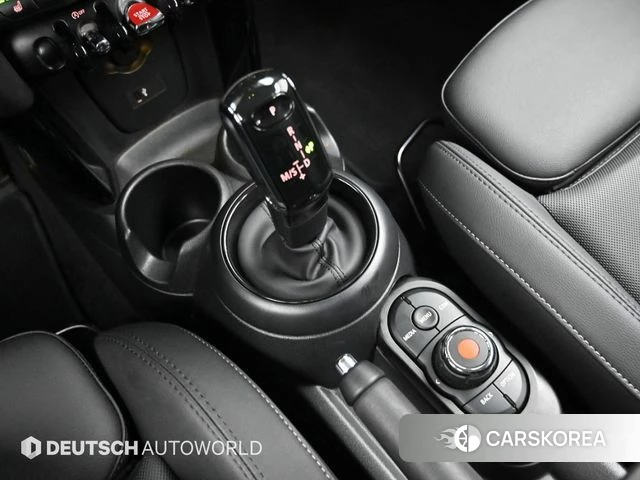 Mini Cooper 2022 Черный из Кореи, фото 3