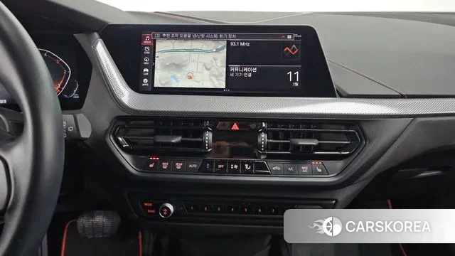 BMW 1 Series (F40) 2020 Серый из Кореи, фото 3