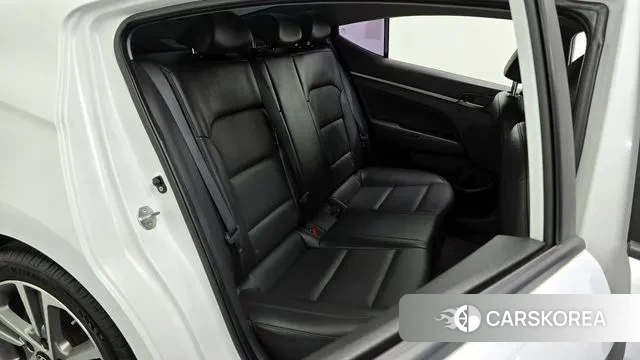 Hyundai Avante AD 2018 Белый из Кореи, фото 3