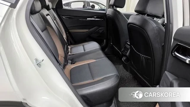 Kia Seltos 2022 Белый из Кореи, фото 3