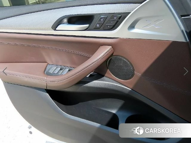 BMW X3 (G01) 2021 Белый из Кореи, фото 3