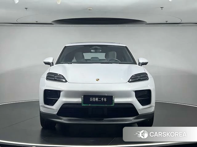 Porsche Macan EV 2024 Белый из Китая, фото 3