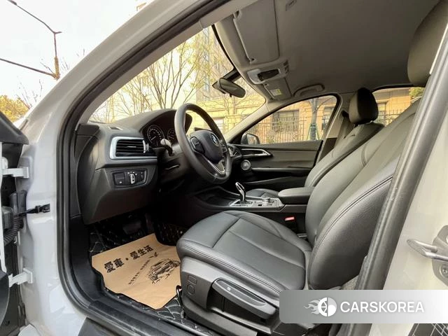 BMW 1 series 2021 Белый из Китая, фото 3