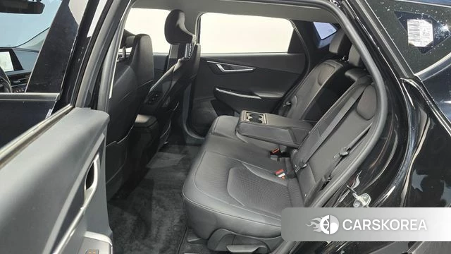 Kia EV6 2022 Черный из Кореи, фото 3
