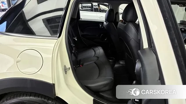 Mini Cooper 2021 Жемчужный цвет из Кореи, фото 3