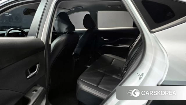 Hyundai Kona Hybrid (SX2) 2024 Белый из Кореи, фото 3