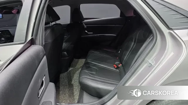 Hyundai Avante (CN7) 2020 Серебристо-серый из Кореи, фото 3