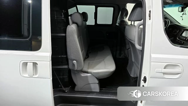 Hyundai The New Grand Starex 2018 Белый из Кореи, фото 3