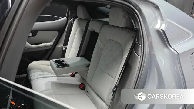 Polestar Polestar 2 2025 Серебристо-серый из Кореи, фото 3