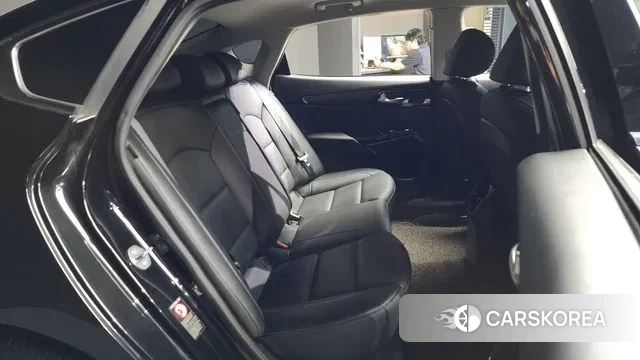 Kia K7 Premier 2021 Черный из Кореи, фото 3