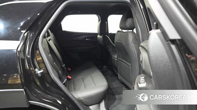 Chevrolet (GM Daewoo) Trailblazer 2022 Черный из Кореи, фото 3