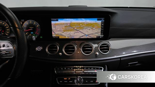Mercedes-Benz E-Class W213 2019 Серый из Кореи, фото 3