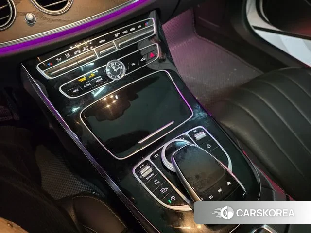 Mercedes-Benz E-Class W213 2020 Белый из Кореи, фото 3