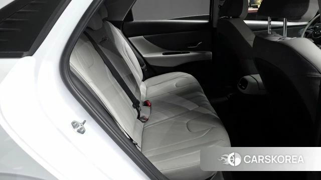 Hyundai Avante (CN7) 2021 Белый из Кореи, фото 3