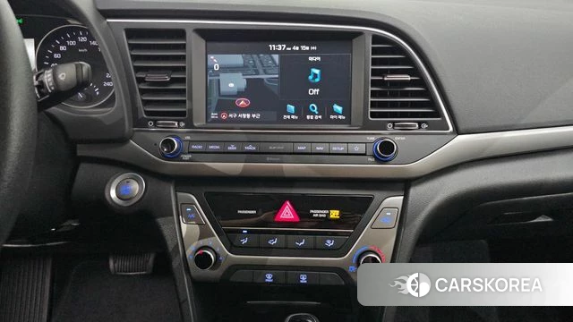 Hyundai Avante AD 2018 Белый из Кореи, фото 3