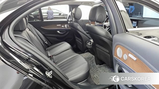 Mercedes-Benz E-Class W213 id 3955297 из Кореи 3