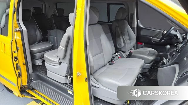 Hyundai The New Grand Starex 2018 Желтый из Кореи, фото 3