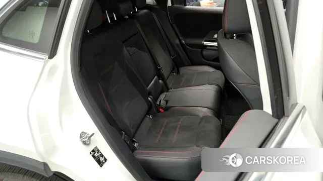 Mercedes-Benz GLA - Class H247 2022 Белый из Кореи, фото 3