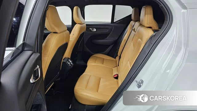 Volvo XC40 2019 Белый из Кореи, фото 3