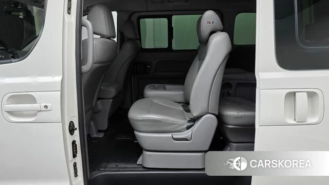 Hyundai The New Grand Starex 2020 Белый из Кореи, фото 3