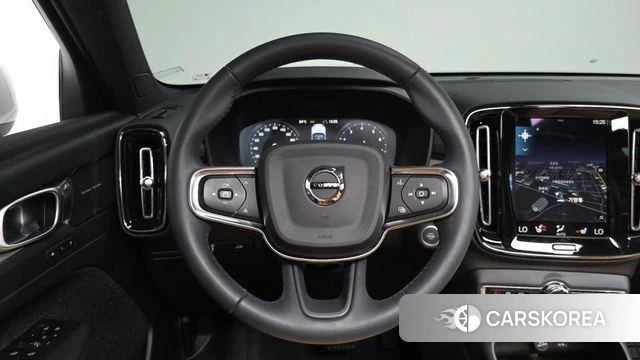 Volvo XC40 2022 Белый из Кореи, фото 3