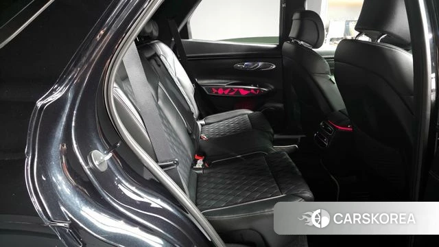 Genesis GV70 2022 Черный из Кореи, фото 3